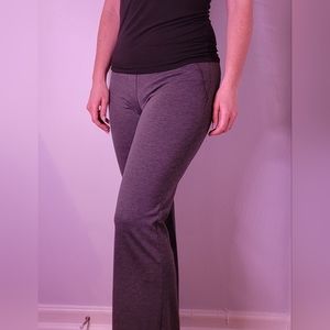 New York & Company Women's Grey Boot Cut Pants Size Small